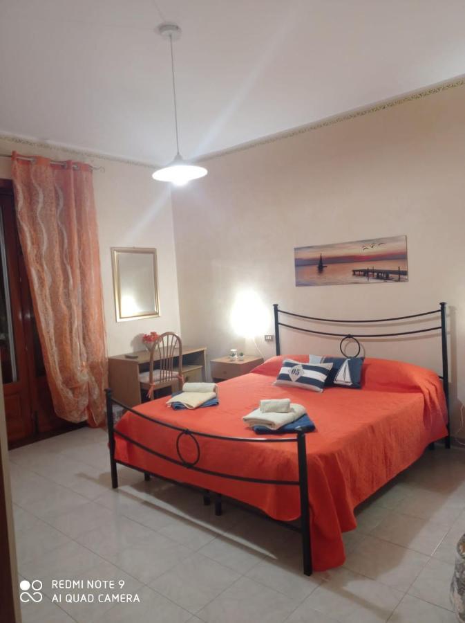 Frontemare Rooms Милаццо Экстерьер фото
