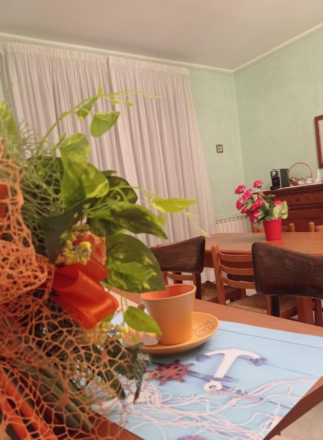 Frontemare Rooms Милаццо Экстерьер фото